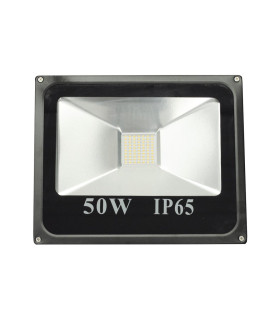 PROYECTOR LED EXTRAPLANO IP65 50W 2000K 100º 230V